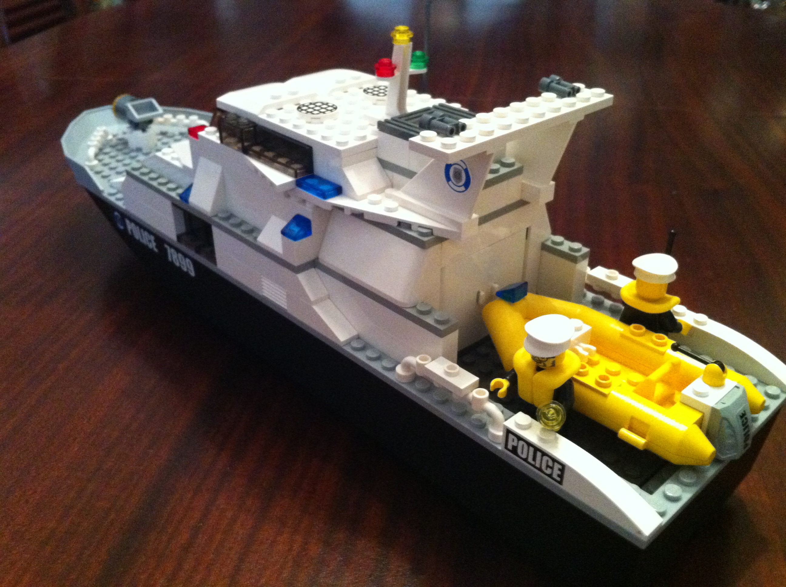 police_boat_1.jpg