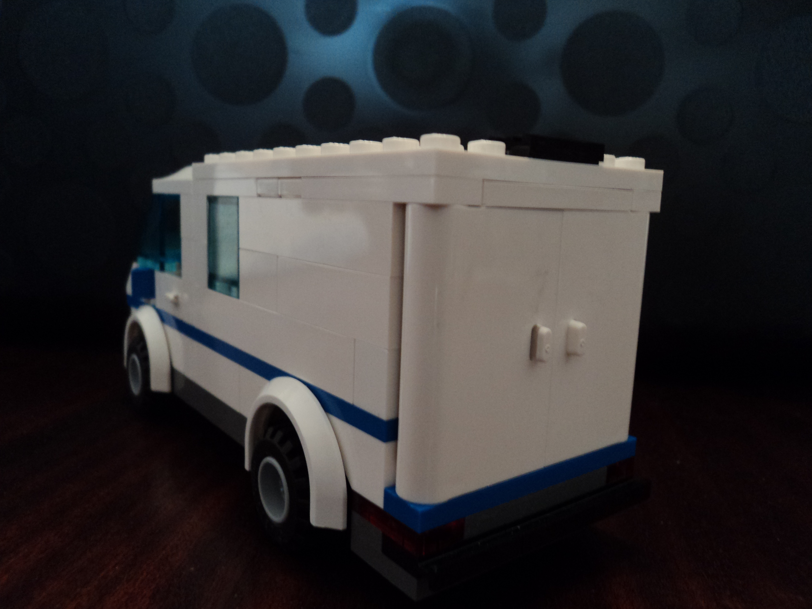 van_2.jpg