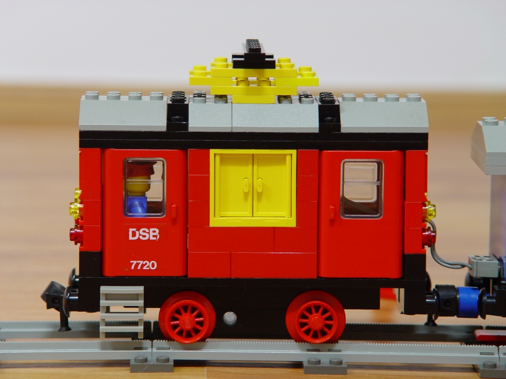 7720_3.jpg