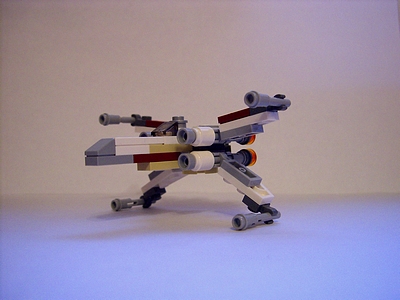 10._mini_x-wing_w_pelnej_krasie.jpg
