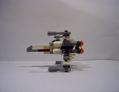 11.mini_x-wing_w_pelnej_krasie.jpg