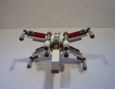 12.mini_x-wing_przod.jpg