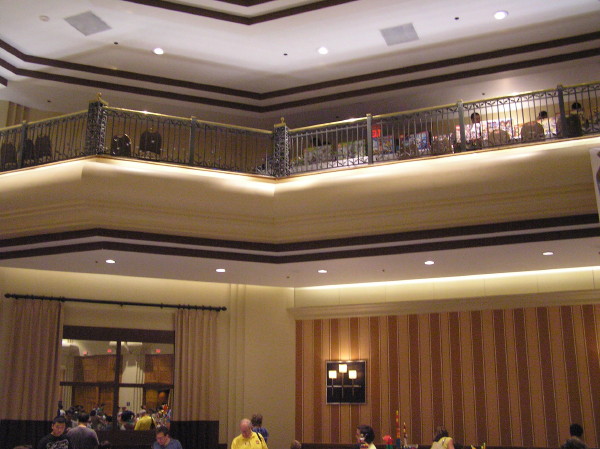 p8222044.jpg