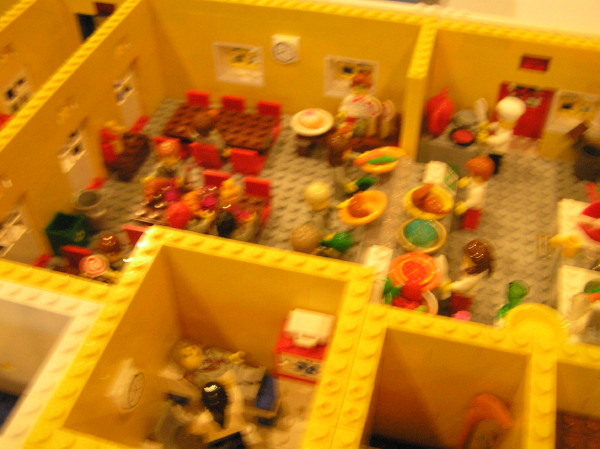p8221398.jpg