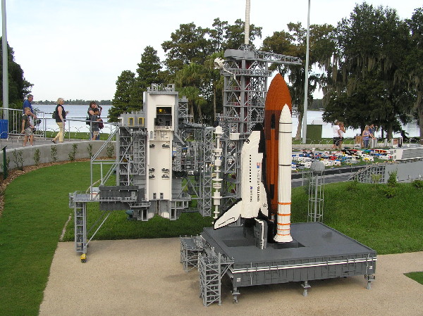 miniland-005.jpg