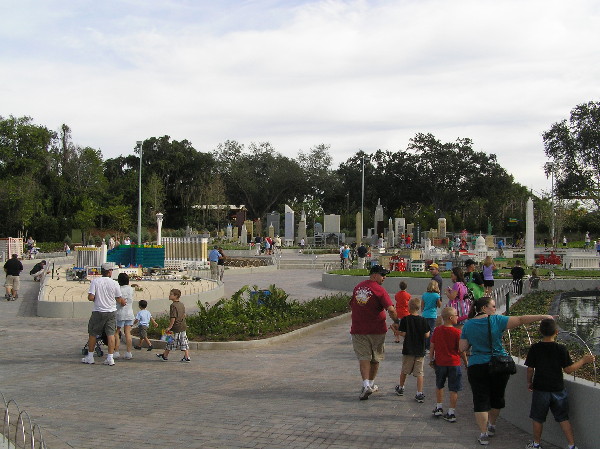 miniland-011.jpg