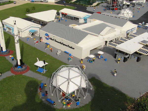 miniland-018.jpg
