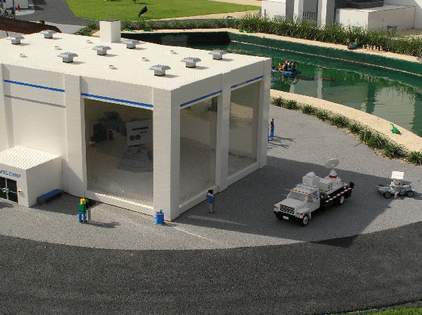 miniland-029.jpg