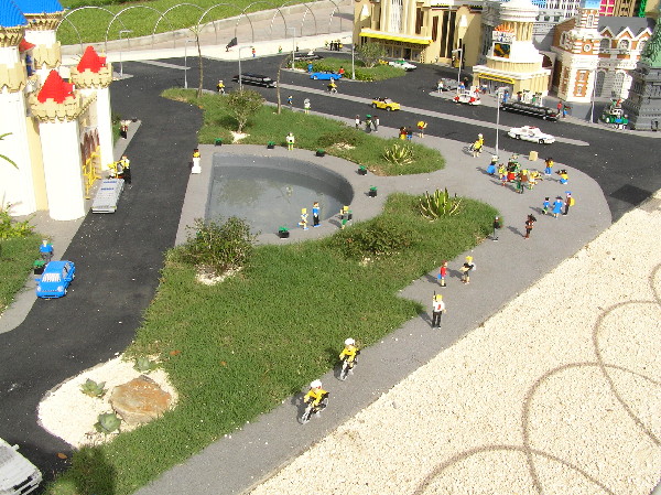 miniland-049.jpg