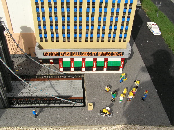 miniland-065.jpg
