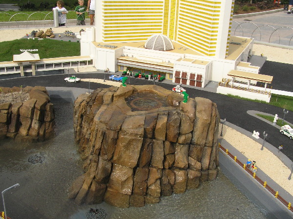 miniland-072.jpg