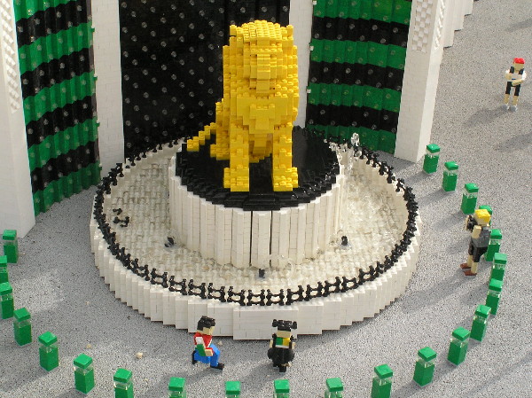 miniland-100.jpg