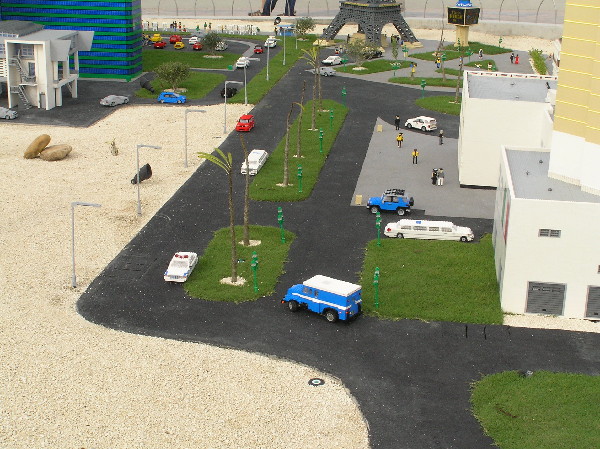 miniland-123.jpg