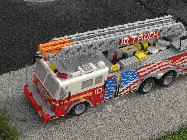 miniland-192.jpg