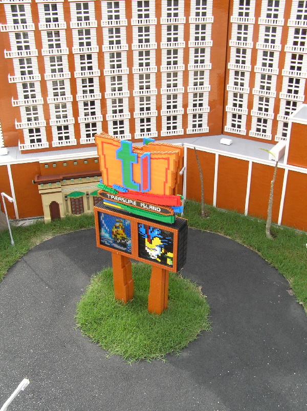 miniland-252.jpg