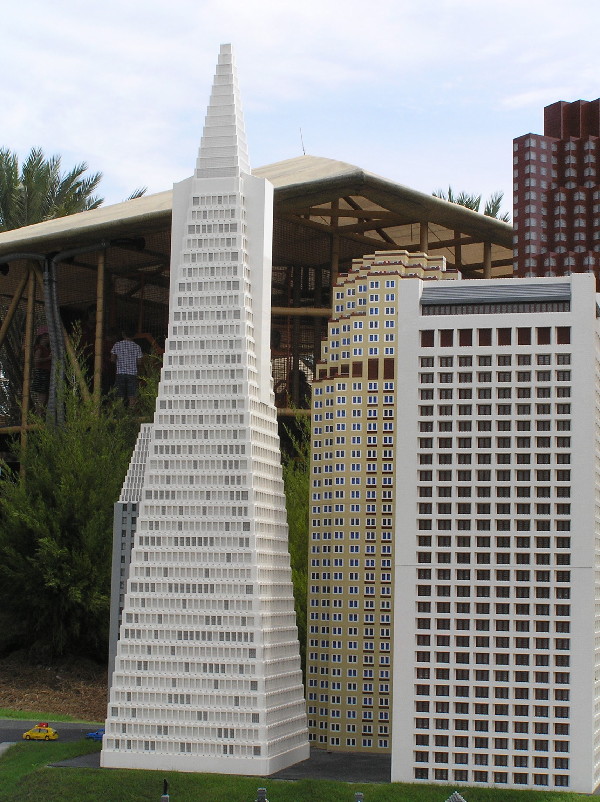 miniland-290.jpg