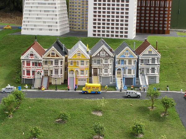 miniland-291.jpg