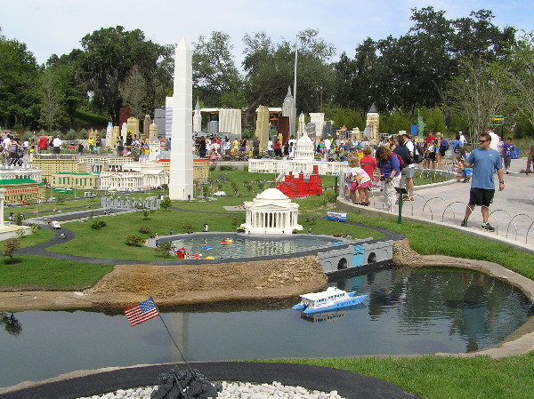 miniland-330.jpg