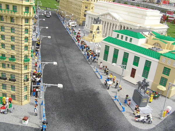 miniland-387.jpg