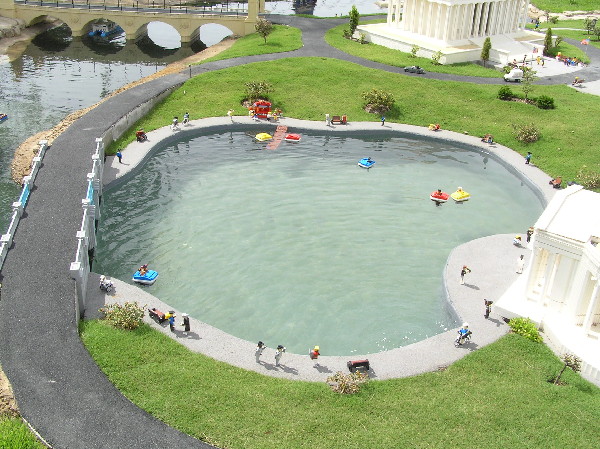 miniland-453.jpg