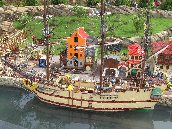 miniland-466.jpg