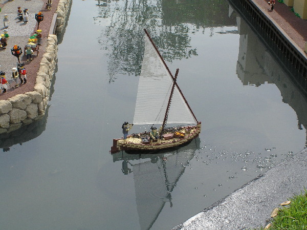 miniland-471.jpg