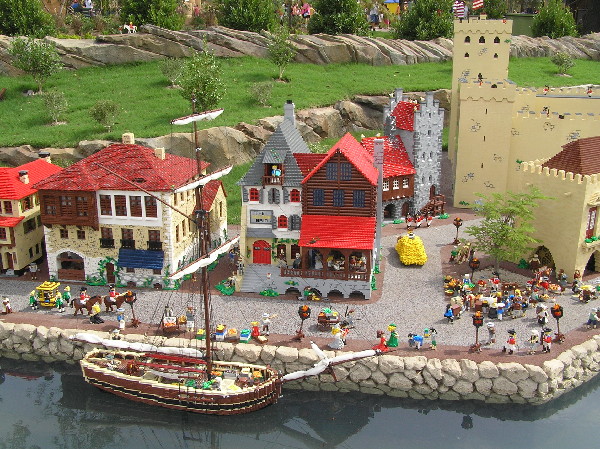 miniland-473.jpg