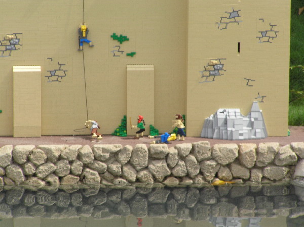 miniland-495.jpg