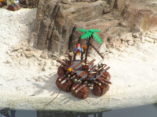 miniland-499.jpg