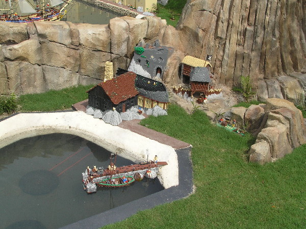 miniland-505.jpg