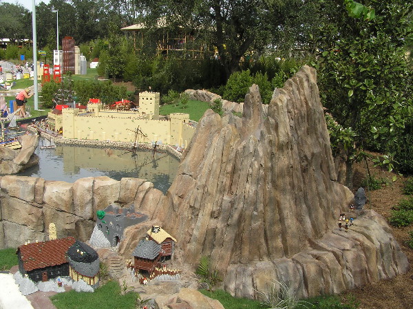 miniland-514.jpg