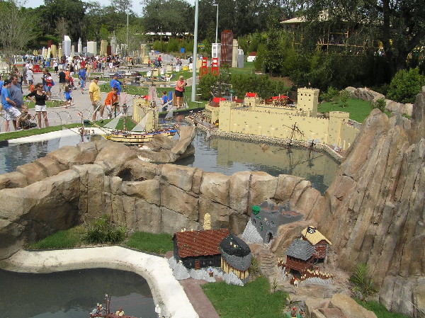 miniland-515.jpg