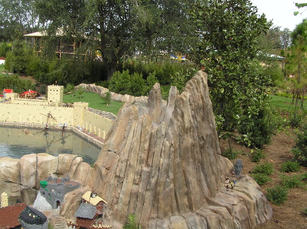 miniland-518.jpg
