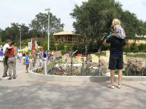 miniland-519.jpg
