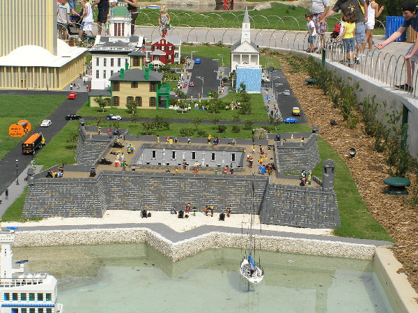 miniland-534.jpg