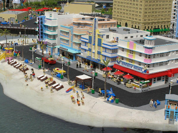 miniland-550.jpg