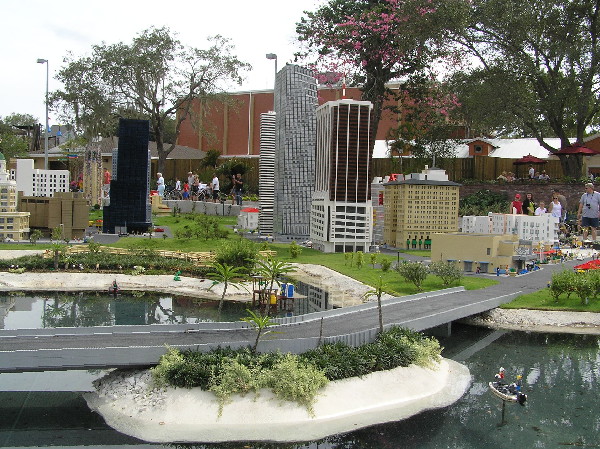 miniland-593.jpg