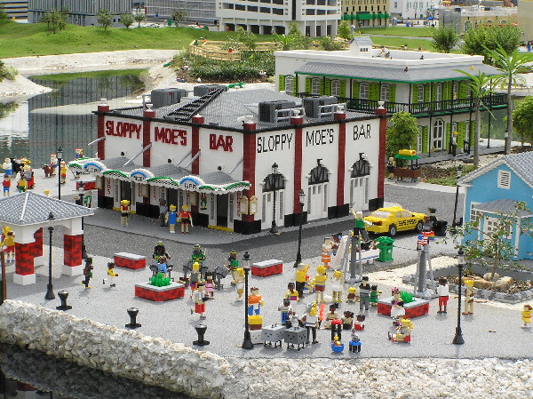 miniland-605.jpg
