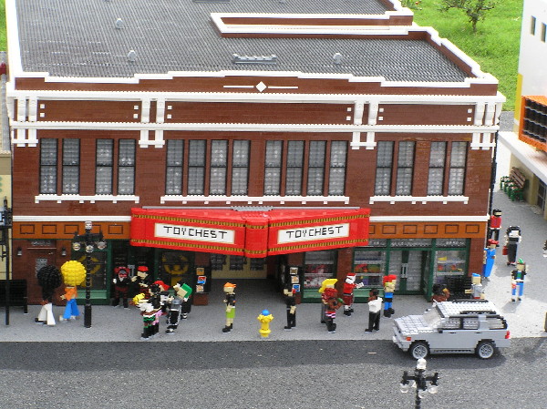 miniland-630.jpg