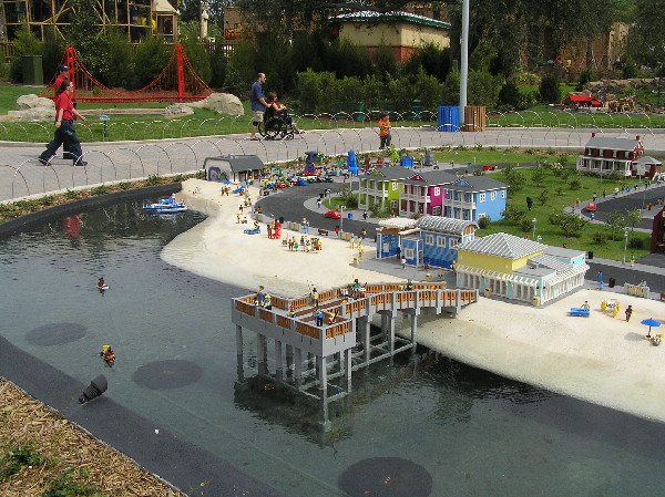 miniland-647.jpg