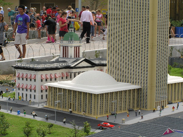 miniland-666.jpg