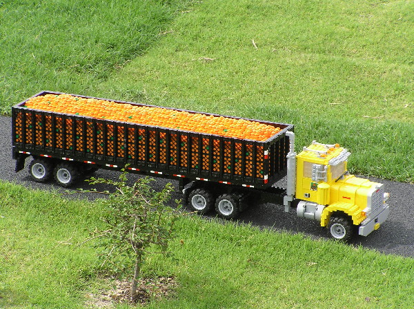 miniland-693.jpg