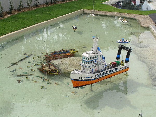 miniland-710.jpg