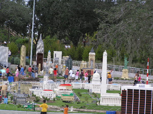 miniland-726.jpg