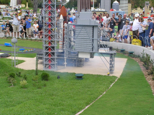 miniland-747.jpg