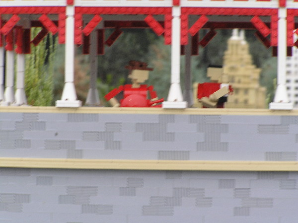 miniland-805.jpg