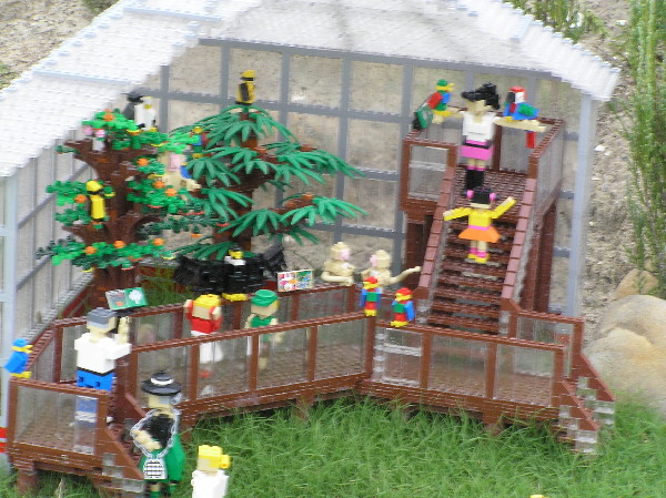 miniland-812.jpg
