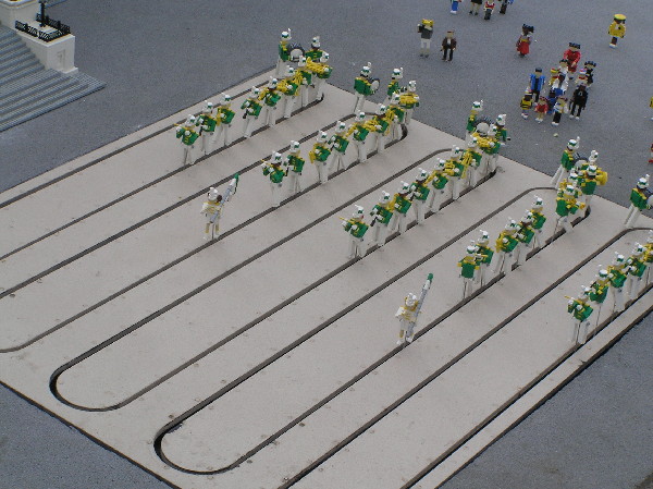 miniland-864.jpg