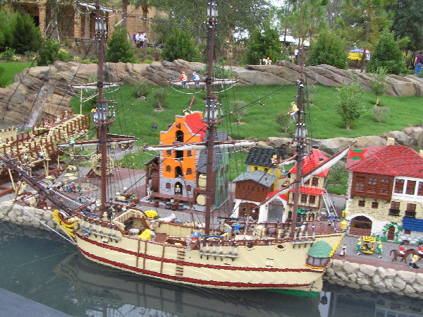 miniland-892.jpg