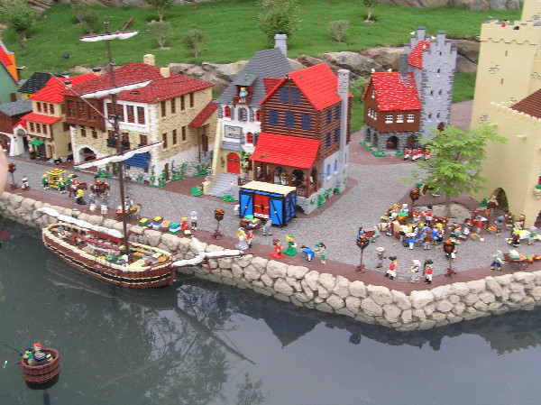 miniland-901.jpg
